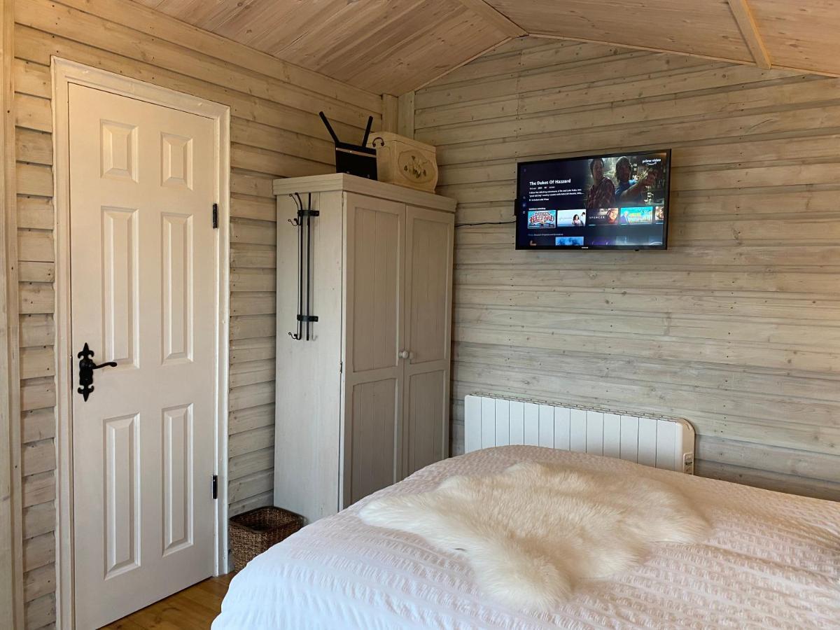 Adorable Cabin In The Countryside Port Laoise Exterior foto